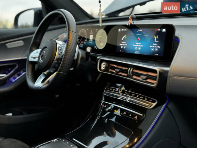 Чорний Мерседес EQC, об'ємом двигуна 0 л та пробігом 40 тис. км за 46000 $, фото 1 на Automoto.ua