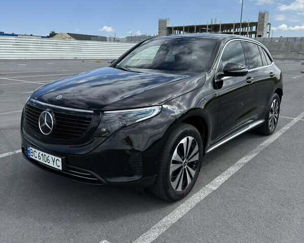 Чорний Мерседес EQC, об'ємом двигуна 0 л та пробігом 60 тис. км за 40400 $, фото 1 на Automoto.ua