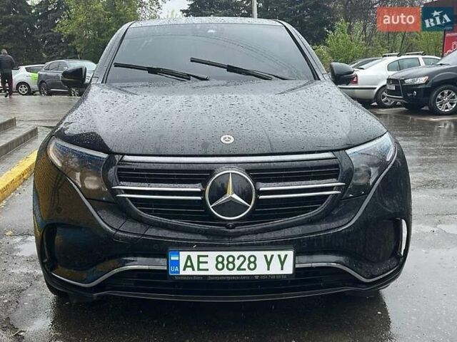 Чорний Мерседес EQC, об'ємом двигуна 0 л та пробігом 52 тис. км за 40500 $, фото 1 на Automoto.ua