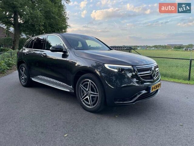 Серый Мерседес EQC, объемом двигателя 0 л и пробегом 124 тыс. км за 35699 $, фото 1 на Automoto.ua