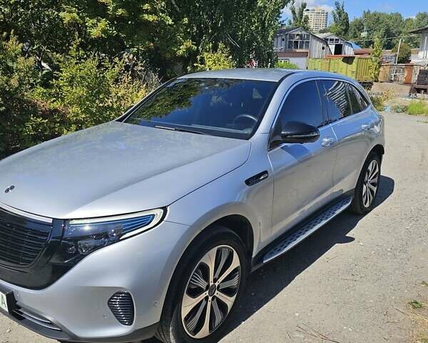 Серый Мерседес EQC, объемом двигателя 0 л и пробегом 22 тыс. км за 32900 $, фото 1 на Automoto.ua