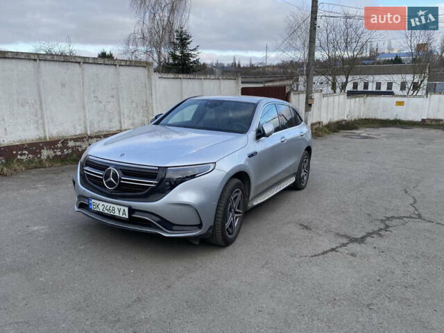 Сірий Мерседес EQC, об'ємом двигуна 0 л та пробігом 70 тис. км за 27800 $, фото 1 на Automoto.ua