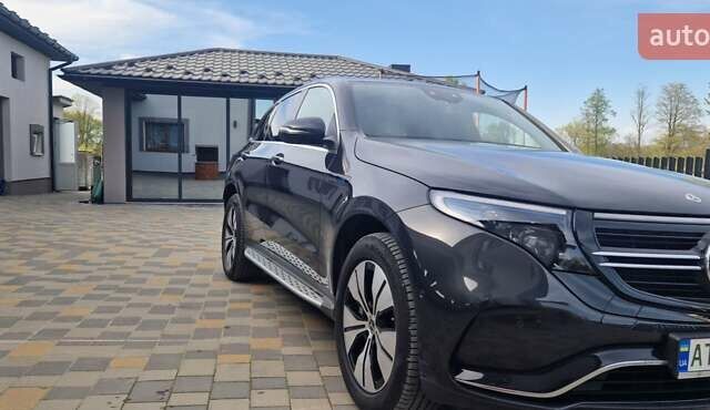 Сірий Мерседес EQC, об'ємом двигуна 0 л та пробігом 80 тис. км за 38800 $, фото 1 на Automoto.ua