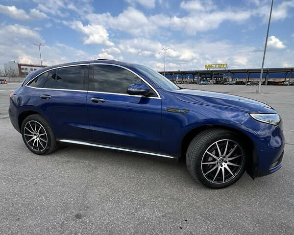 Синий Мерседес EQC, объемом двигателя 0 л и пробегом 75 тыс. км за 34500 $, фото 1 на Automoto.ua