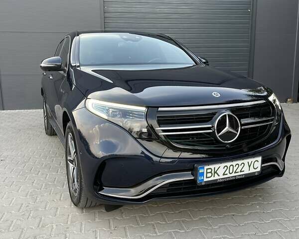 Синий Мерседес EQC, объемом двигателя 0 л и пробегом 51 тыс. км за 37100 $, фото 1 на Automoto.ua