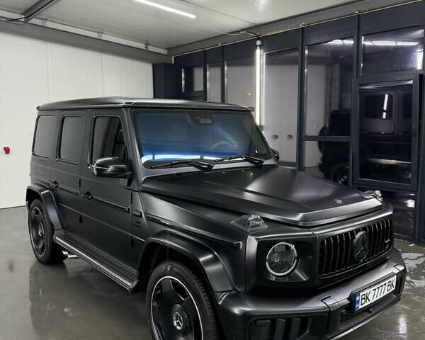 Черный Мерседес Г-Класс, объемом двигателя 3.98 л и пробегом 4 тыс. км за 295000 $, фото 1 на Automoto.ua