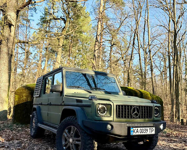 Зелений Мерседес Г-Клас, об'ємом двигуна 4.97 л та пробігом 380 тис. км за 37000 $, фото 1 на Automoto.ua