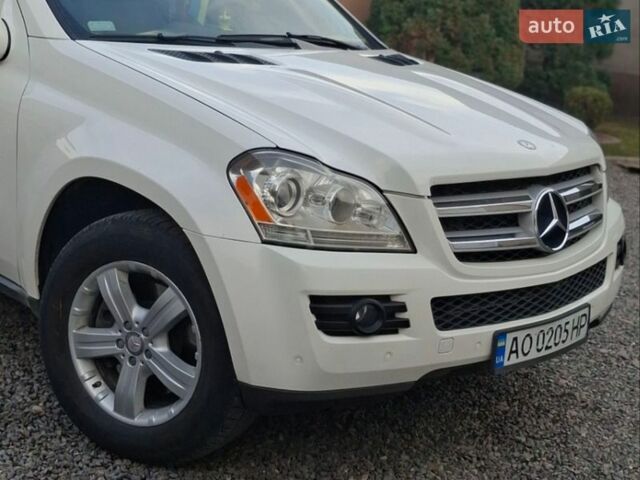 Білий Мерседес ГЛ-Клас, об'ємом двигуна 2.99 л та пробігом 380 тис. км за 12600 $, фото 1 на Automoto.ua