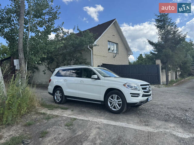 Білий Мерседес ГЛ-Клас, об'ємом двигуна 4.66 л та пробігом 240 тис. км за 22000 $, фото 1 на Automoto.ua