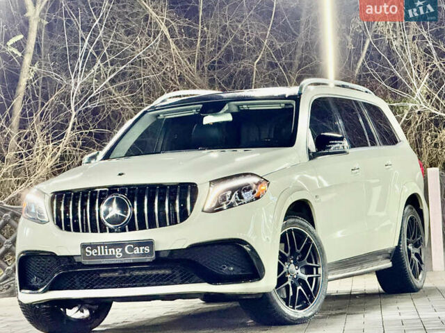 Белый Мерседес ГЛ-класс, объемом двигателя 4.7 л и пробегом 217 тыс. км за 19999 $, фото 1 на Automoto.ua