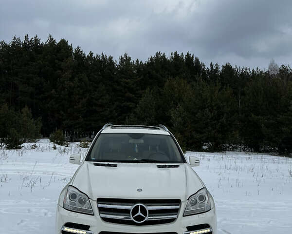 Білий Мерседес ГЛ-Клас, об'ємом двигуна 2.99 л та пробігом 295 тис. км за 17700 $, фото 1 на Automoto.ua