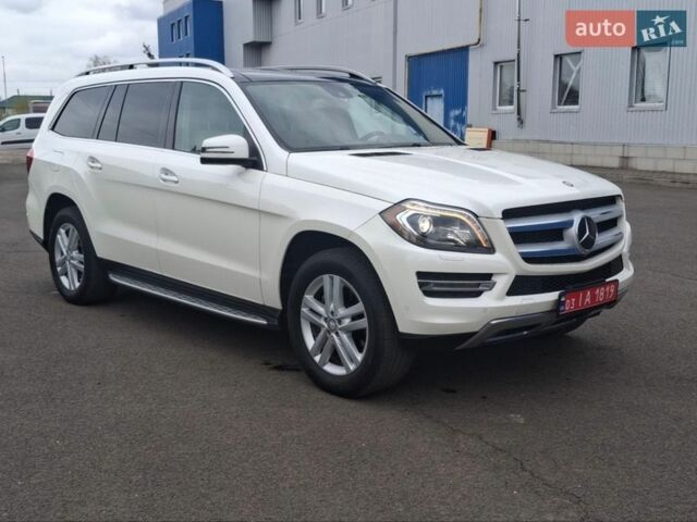 Белый Мерседес ГЛ-класс, объемом двигателя 3 л и пробегом 239 тыс. км за 20500 $, фото 1 на Automoto.ua