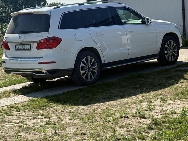 Білий Мерседес ГЛ-Клас, об'ємом двигуна 3 л та пробігом 240 тис. км за 26107 $, фото 1 на Automoto.ua