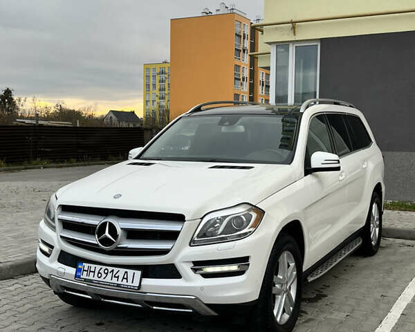 Белый Мерседес ГЛ-класс, объемом двигателя 2.99 л и пробегом 182 тыс. км за 24500 $, фото 1 на Automoto.ua