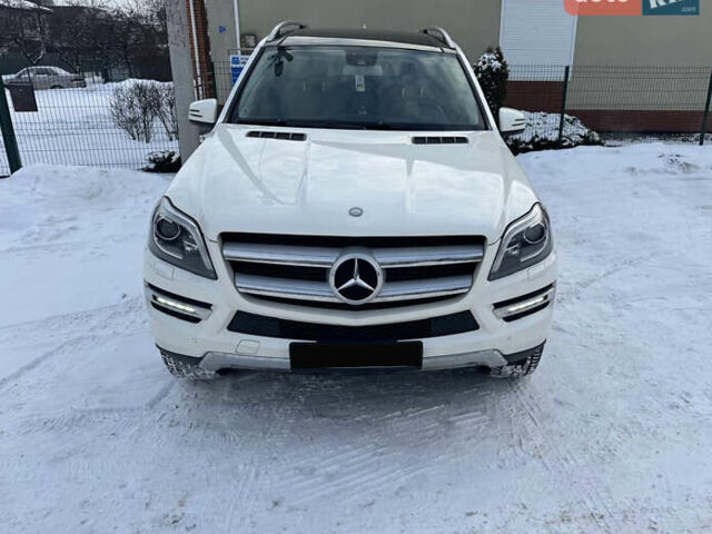 Белый Мерседес ГЛ-класс, объемом двигателя 2.99 л и пробегом 162 тыс. км за 26000 $, фото 1 на Automoto.ua