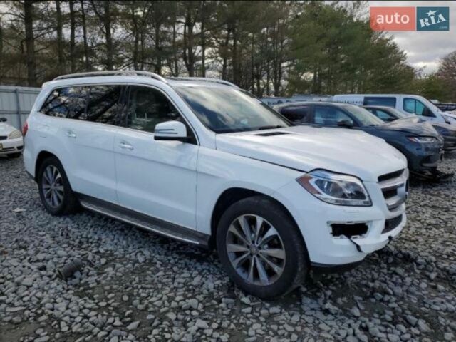 Белый Мерседес ГЛ-класс, объемом двигателя 3 л и пробегом 250 тыс. км за 19000 $, фото 1 на Automoto.ua