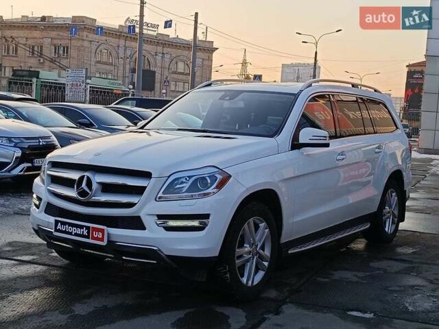 Белый Мерседес ГЛ-класс, объемом двигателя 3 л и пробегом 143 тыс. км за 23990 $, фото 1 на Automoto.ua