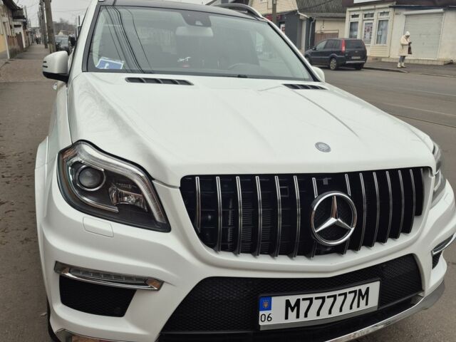 Белый Мерседес ГЛ-класс, объемом двигателя 3 л и пробегом 110 тыс. км за 25200 $, фото 1 на Automoto.ua