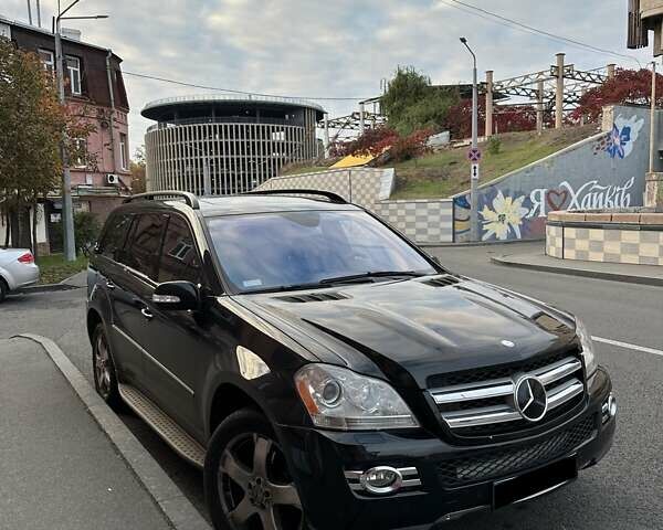 Мерседес ГЛ-класс 2006 в Харькове на Automoto.ua Черный Мерседес ГЛ-класс, объемом двигателя 0.31 л и пробегом 240 тыс. км за 10900 $, фото 1 на Automoto.ua