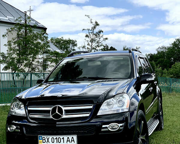 Чорний Мерседес ГЛ-Клас, об'ємом двигуна 4.66 л та пробігом 205 тис. км за 12000 $, фото 1 на Automoto.ua