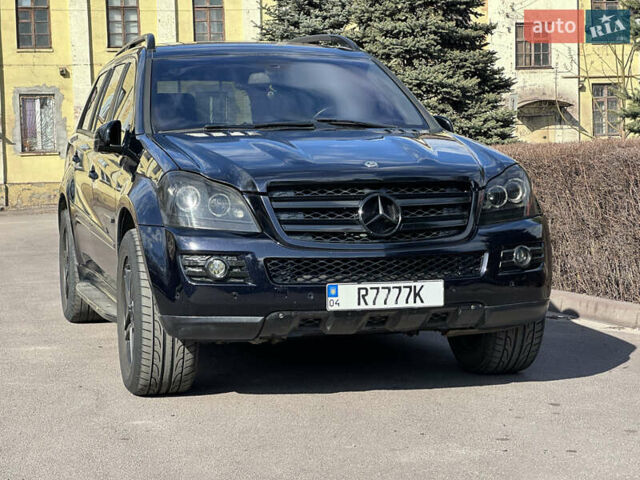 Черный Мерседес ГЛ-класс, объемом двигателя 4.66 л и пробегом 250 тыс. км за 13500 $, фото 1 на Automoto.ua