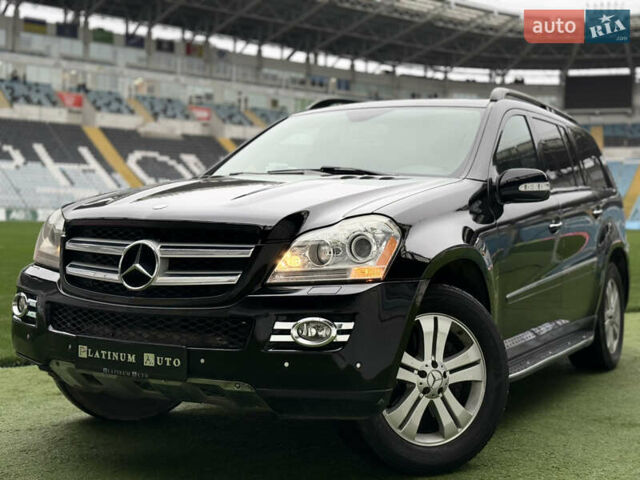 Чорний Мерседес ГЛ-Клас, об'ємом двигуна 4.66 л та пробігом 160 тис. км за 8900 $, фото 1 на Automoto.ua