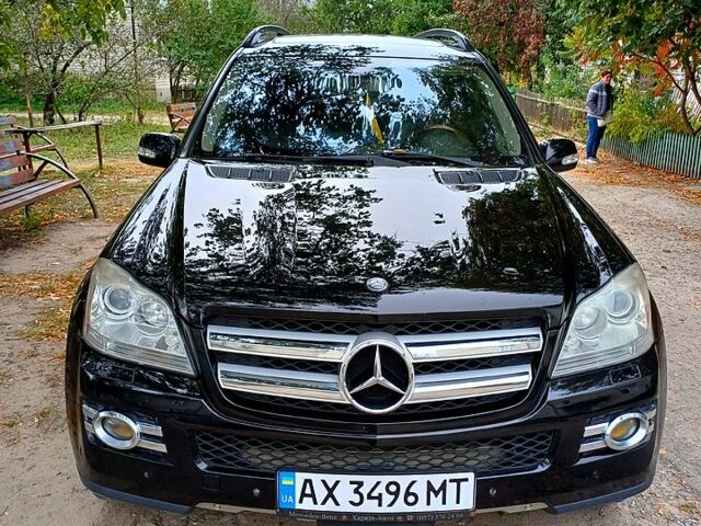 Черный Мерседес ГЛ-класс, объемом двигателя 4.7 л и пробегом 230 тыс. км за 12700 $, фото 1 на Automoto.ua