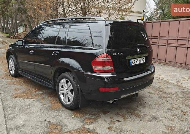 Чорний Мерседес ГЛ-Клас, об'ємом двигуна 4.66 л та пробігом 318 тис. км за 8900 $, фото 1 на Automoto.ua