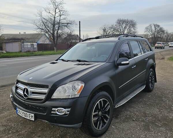 Чорний Мерседес ГЛ-Клас, об'ємом двигуна 4.66 л та пробігом 250 тис. км за 11000 $, фото 1 на Automoto.ua