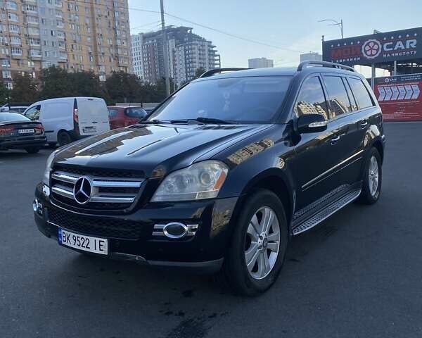 Черный Мерседес ГЛ-класс, объемом двигателя 2.99 л и пробегом 340 тыс. км за 11800 $, фото 1 на Automoto.ua