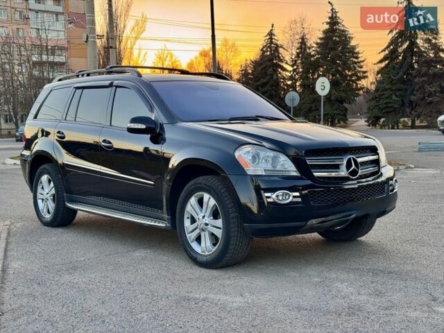 Чорний Мерседес ГЛ-Клас, об'ємом двигуна 4.7 л та пробігом 141 тис. км за 10900 $, фото 1 на Automoto.ua