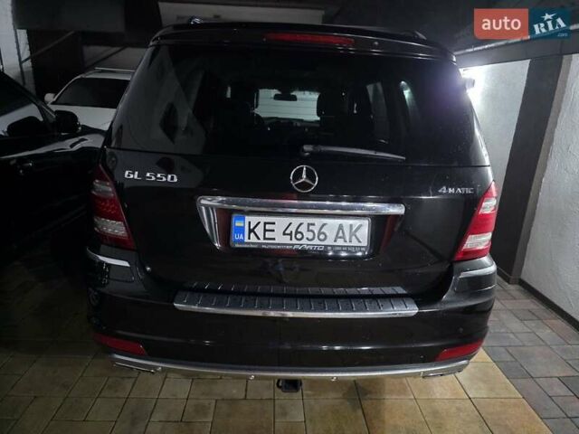 Чорний Мерседес ГЛ-Клас, об'ємом двигуна 5.5 л та пробігом 196 тис. км за 17000 $, фото 1 на Automoto.ua