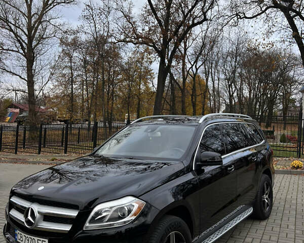 Чорний Мерседес ГЛ-Клас, об'ємом двигуна 4.66 л та пробігом 170 тис. км за 20000 $, фото 1 на Automoto.ua