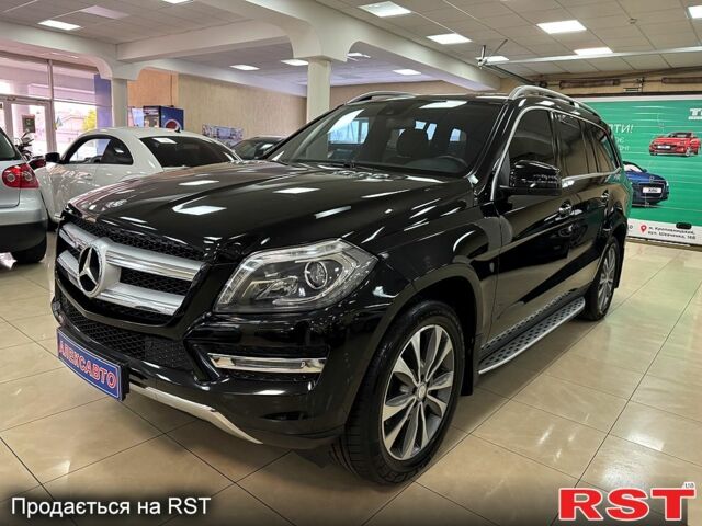 Черный Мерседес ГЛ-класс, объемом двигателя 3 л и пробегом 126 тыс. км за 30000 $, фото 1 на Automoto.ua