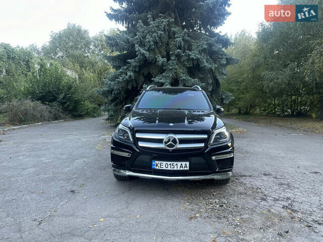 Черный Мерседес ГЛ-класс, объемом двигателя 0 л и пробегом 160 тыс. км за 25000 $, фото 1 на Automoto.ua
