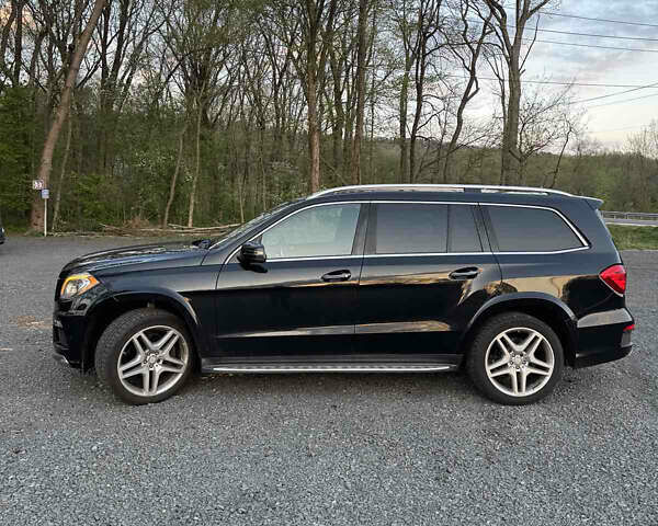Черный Мерседес ГЛ-класс, объемом двигателя 4.66 л и пробегом 235 тыс. км за 28100 $, фото 1 на Automoto.ua