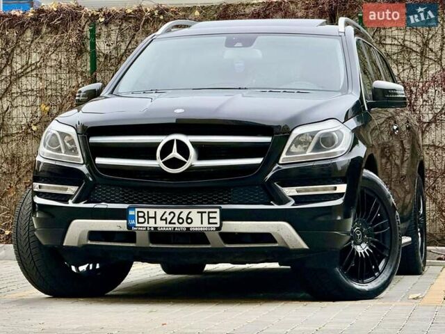 Черный Мерседес ГЛ-класс, объемом двигателя 3 л и пробегом 208 тыс. км за 26800 $, фото 1 на Automoto.ua