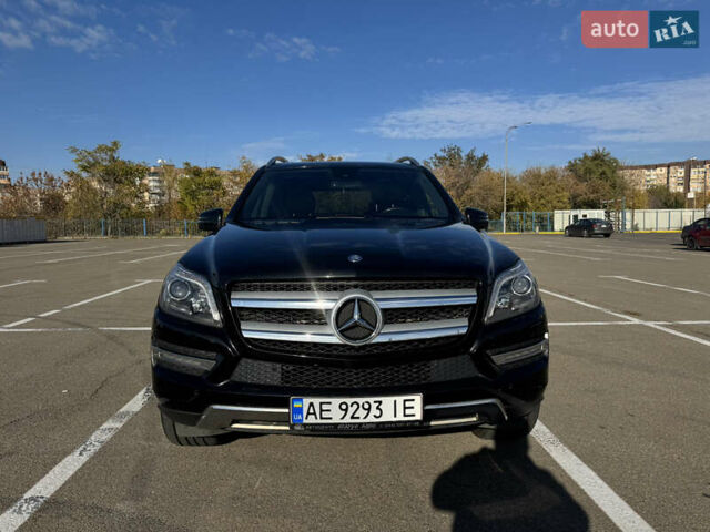 Мерседес ГЛ-Клас 2013 у Кривому Розі на Automoto.ua Чорний Мерседес ГЛ-Клас, об'ємом двигуна 3 л та пробігом 109 тис. км за 30000 $, фото 1 на Automoto.ua