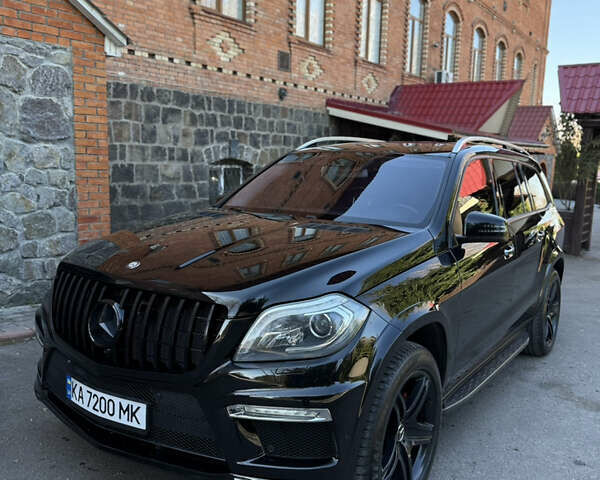 Чорний Мерседес ГЛ-Клас, об'ємом двигуна 4.66 л та пробігом 265 тис. км за 21800 $, фото 1 на Automoto.ua