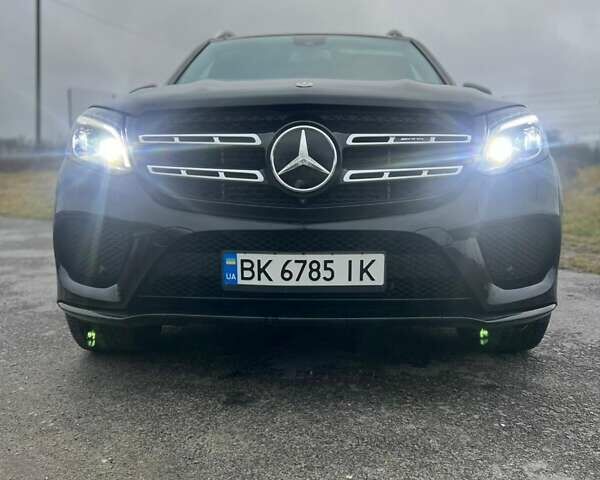Чорний Мерседес ГЛ-Клас, об'ємом двигуна 3 л та пробігом 260 тис. км за 25500 $, фото 1 на Automoto.ua