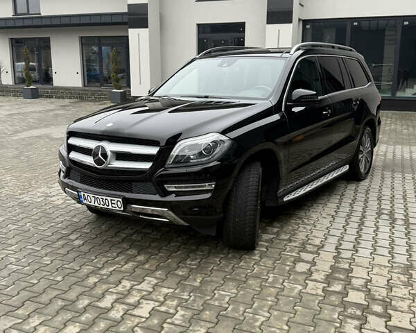 Черный Мерседес ГЛ-класс, объемом двигателя 3 л и пробегом 178 тыс. км за 32999 $, фото 1 на Automoto.ua