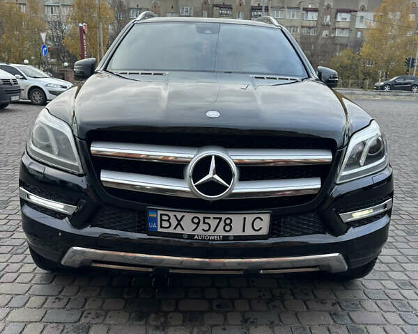 Черный Мерседес ГЛ-класс, объемом двигателя 3 л и пробегом 300 тыс. км за 26777 $, фото 1 на Automoto.ua