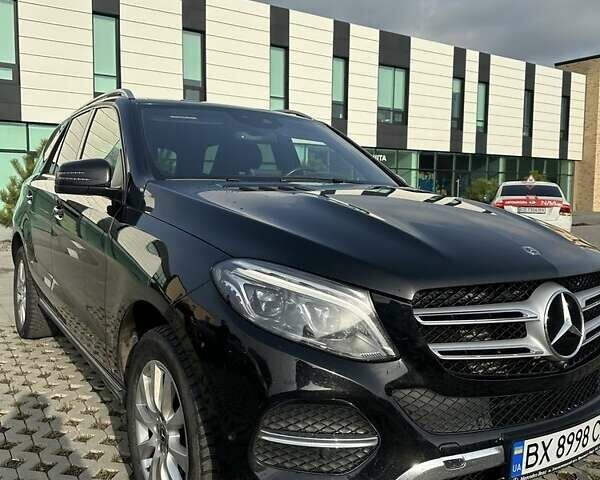 Черный Мерседес ГЛ-класс, объемом двигателя 2.1 л и пробегом 226 тыс. км за 31000 $, фото 1 на Automoto.ua