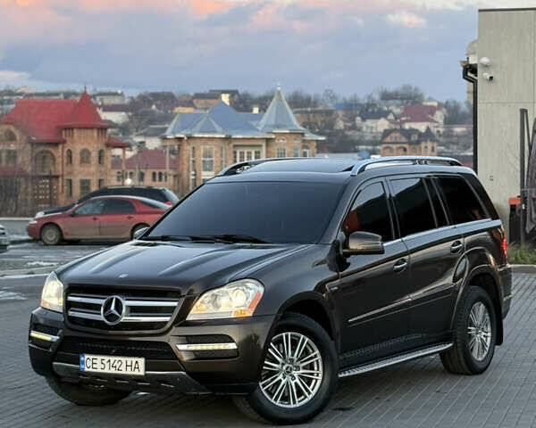 Коричневый Мерседес ГЛ-класс, объемом двигателя 3 л и пробегом 266 тыс. км за 14999 $, фото 1 на Automoto.ua