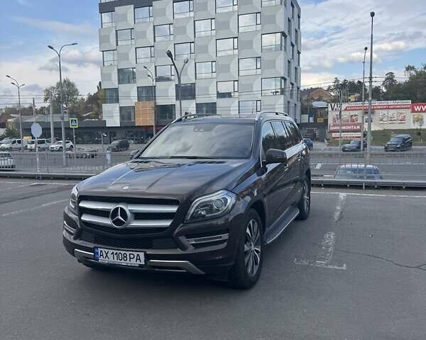 Мерседес ГЛ-Клас 2013 у Харкові на Automoto.ua Коричневий Мерседес ГЛ-Клас, об'ємом двигуна 3 л та пробігом 218 тис. км за 26000 $, фото 1 на Automoto.ua