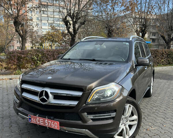 Коричневый Мерседес ГЛ-класс, объемом двигателя 3 л и пробегом 196 тыс. км за 27500 $, фото 1 на Automoto.ua
