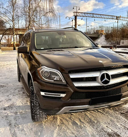 Мерседес ГЛ-класс 2014 в Хмельницком на Automoto.ua Коричневый Мерседес ГЛ-класс, объемом двигателя 3 л и пробегом 270 тыс. км за 23000 $, фото 1 на Automoto.ua