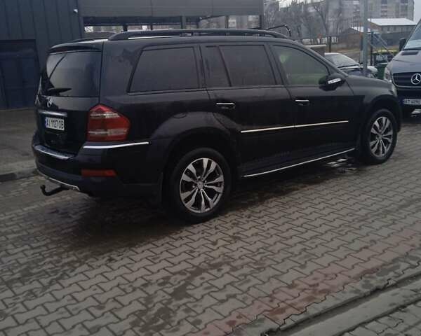 Мерседес ГЛ-класс, объемом двигателя 4 л и пробегом 395 тыс. км за 10700 $, фото 1 на Automoto.ua