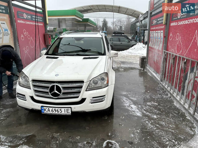 Мерседес ГЛ-класс, объемом двигателя 5.46 л и пробегом 350 тыс. км за 13000 $, фото 1 на Automoto.ua