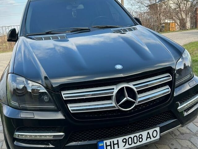 Мерседес ГЛ-Клас, об'ємом двигуна 3 л та пробігом 260 тис. км за 20000 $, фото 1 на Automoto.ua